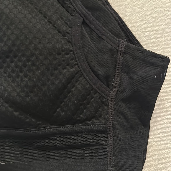 Nike Black Racerback Sports Bra with Breathable Fabric - Picture 6 of 9